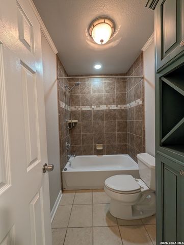 619 SUMMERWOOD DR, New Braunfels, TX 78130