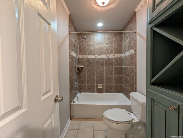 619 SUMMERWOOD DR, New Braunfels, TX 78130