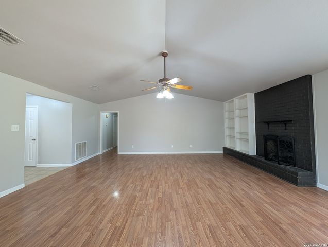 619 SUMMERWOOD DR, New Braunfels, TX 78130