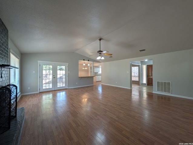 619 SUMMERWOOD DR, New Braunfels, TX 78130