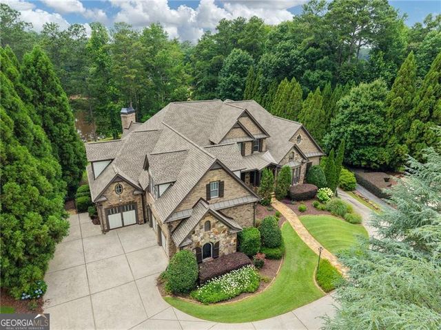 1255 Waterfall Lane NW, Acworth, GA 30101