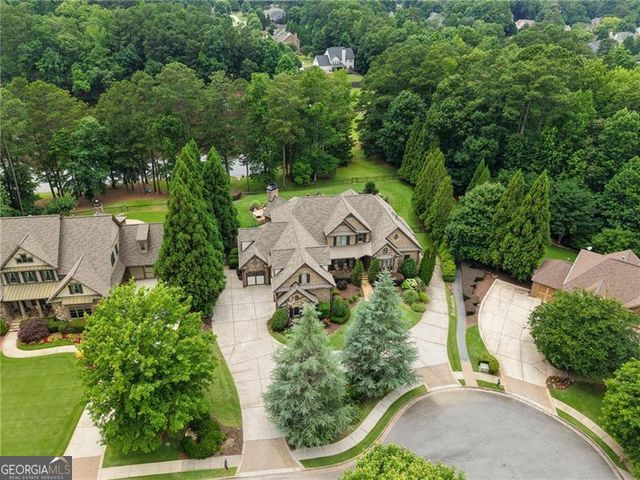 1255 Waterfall Lane NW, Acworth, GA 30101