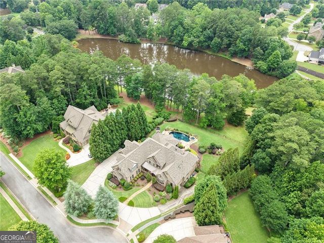 1255 Waterfall Lane NW, Acworth, GA 30101