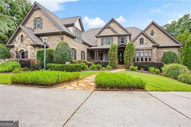 1255 Waterfall Lane NW, Acworth, GA 30101