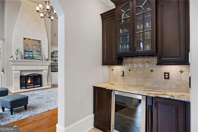 1255 Waterfall Lane NW, Acworth, GA 30101
