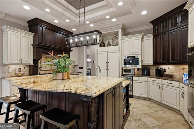 1255 Waterfall Lane NW, Acworth, GA 30101