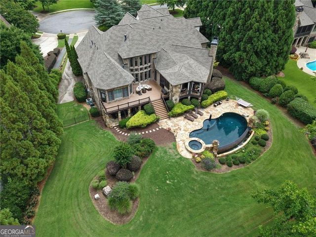 1255 Waterfall Lane NW, Acworth, GA 30101