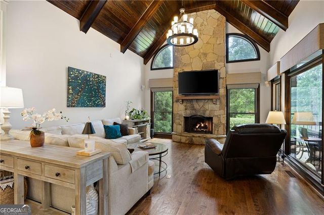1255 Waterfall Lane NW, Acworth, GA 30101