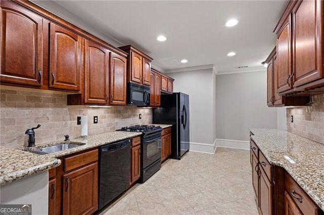 1255 Waterfall Lane NW, Acworth, GA 30101