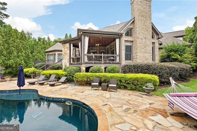 1255 Waterfall Lane NW, Acworth, GA 30101