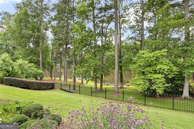 1255 Waterfall Lane NW, Acworth, GA 30101