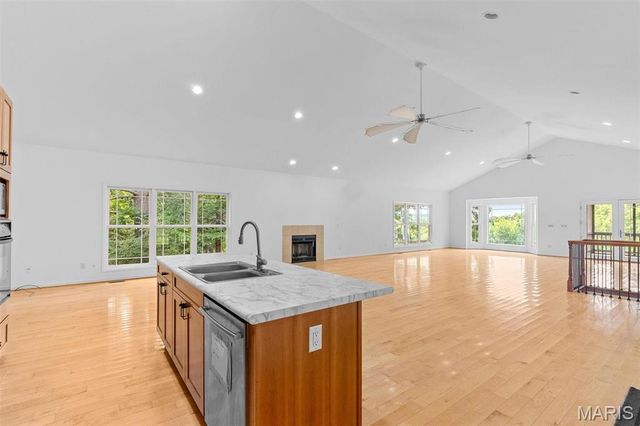 19037 Foxrun Hollow Lane, Wildwood, MO 63069