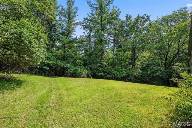 19037 Foxrun Hollow Lane, Wildwood, MO 63069