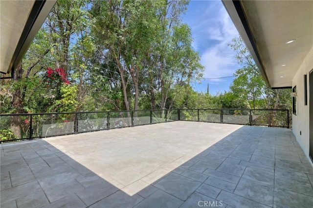 5843 Nevada, Woodland Hills, CA 91367