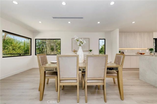 5843 Nevada, Woodland Hills, CA 91367