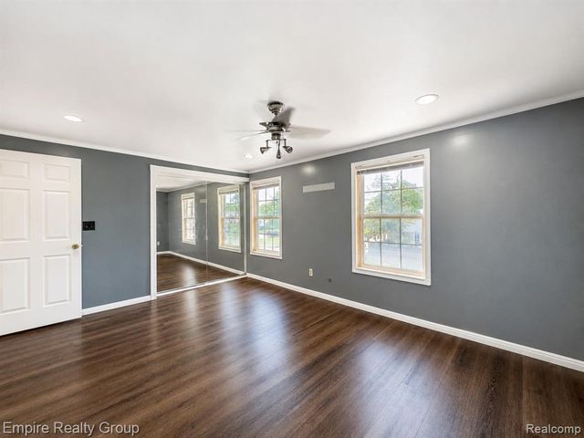 3002 Seaton Circuit, Warren, MI 48091