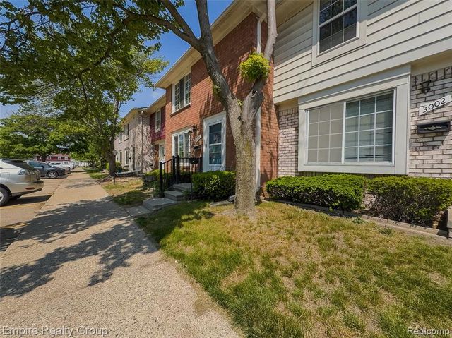 3002 Seaton Circuit, Warren, MI 48091