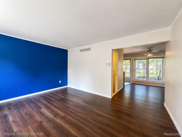 3002 Seaton Circuit, Warren, MI 48091
