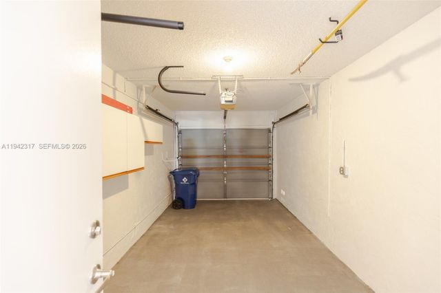 3525 Magellan Cir 626, Aventura, FL 33180