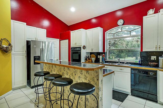 17776 Shetland Lane, Loxahatchee, FL 33470