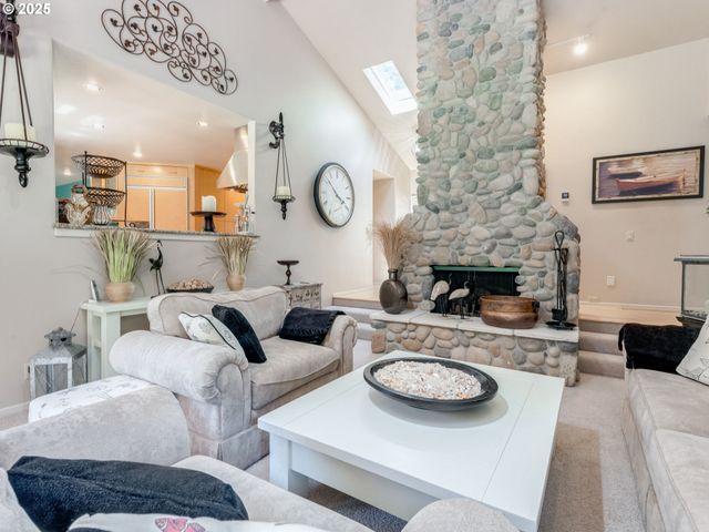 3817 OLD LEWIS RIVER Rd, Woodland, WA 98674