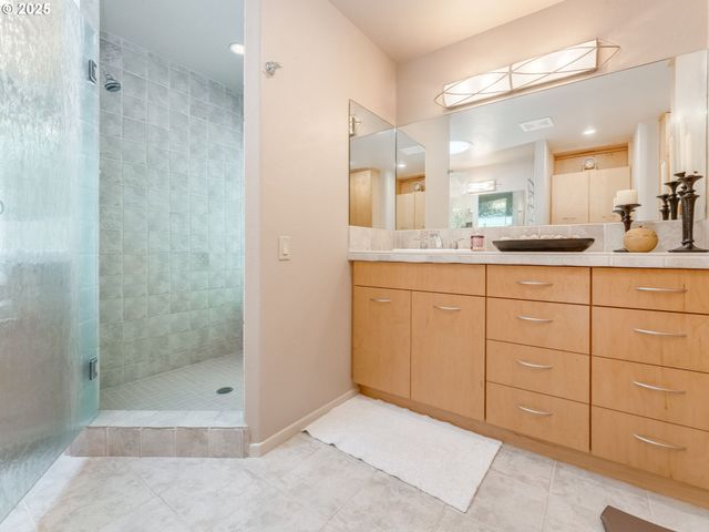 3817 OLD LEWIS RIVER Rd, Woodland, WA 98674