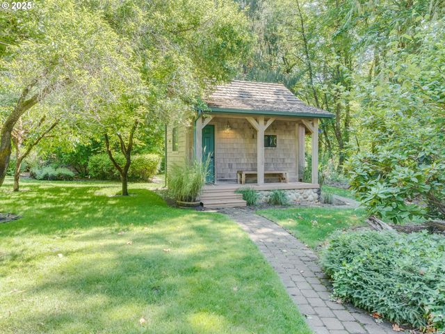 3817 OLD LEWIS RIVER Rd, Woodland, WA 98674