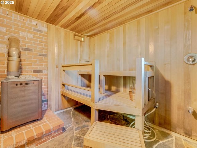 3817 OLD LEWIS RIVER Rd, Woodland, WA 98674