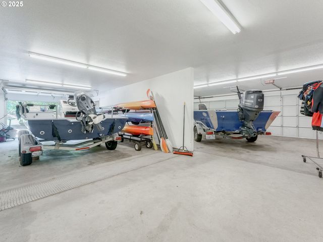 3817 OLD LEWIS RIVER Rd, Woodland, WA 98674