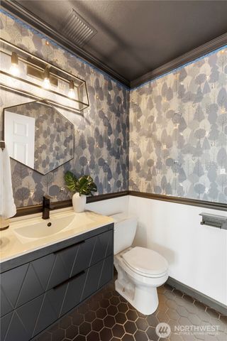 5805 51st Ave CT E, Tacoma, WA 98443