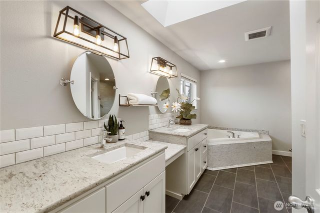 5805 51st Ave CT E, Tacoma, WA 98443