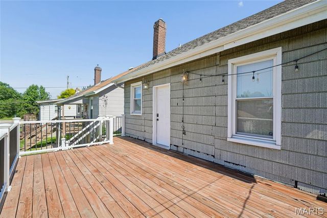 6646 Odell Street, St Louis, MO 63139