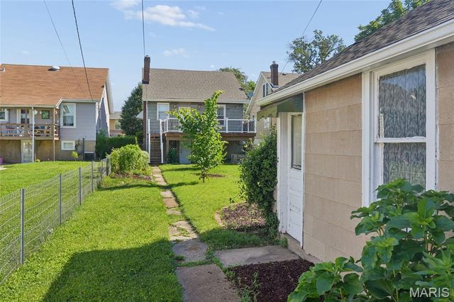 6646 Odell Street, St Louis, MO 63139
