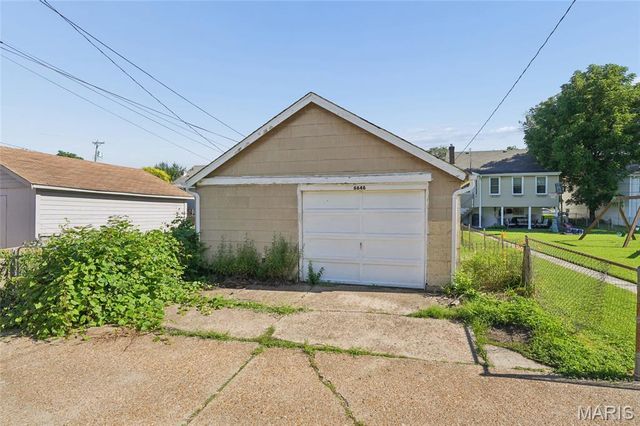6646 Odell Street, St Louis, MO 63139