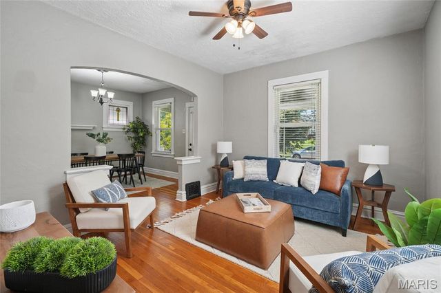 6646 Odell Street, St Louis, MO 63139