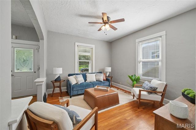 6646 Odell Street, St Louis, MO 63139