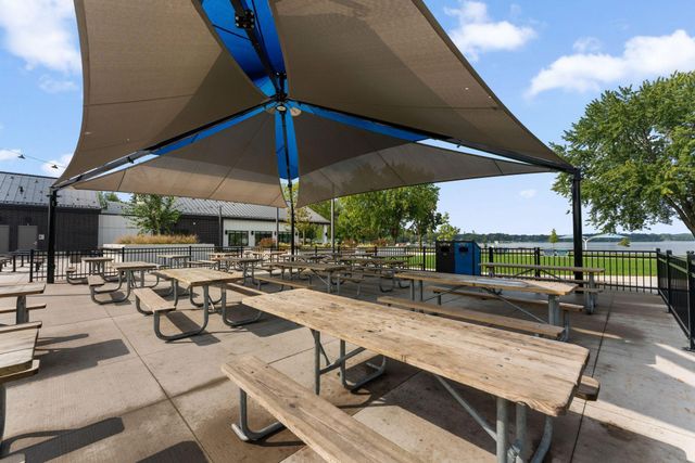 18870 Kanabec Trail, Lakeville, MN 55044