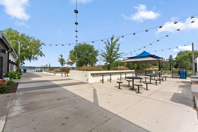 18870 Kanabec Trail, Lakeville, MN 55044