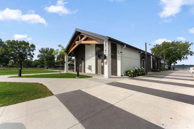 18870 Kanabec Trail, Lakeville, MN 55044