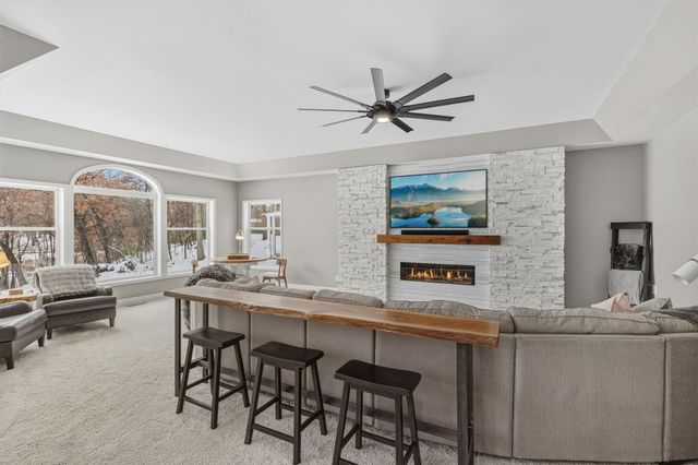 18870 Kanabec Trail, Lakeville, MN 55044