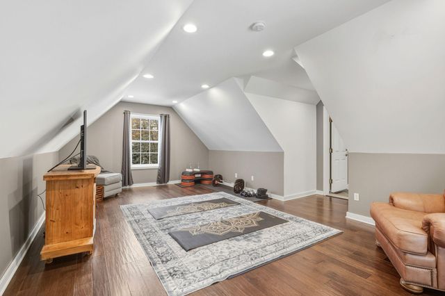 18870 Kanabec Trail, Lakeville, MN 55044