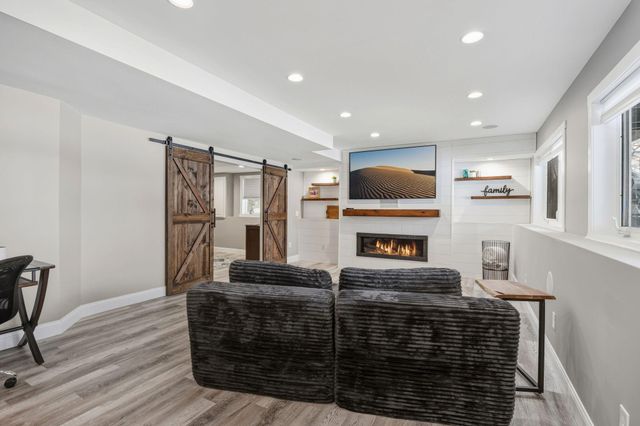 18870 Kanabec Trail, Lakeville, MN 55044