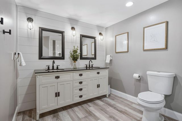 18870 Kanabec Trail, Lakeville, MN 55044