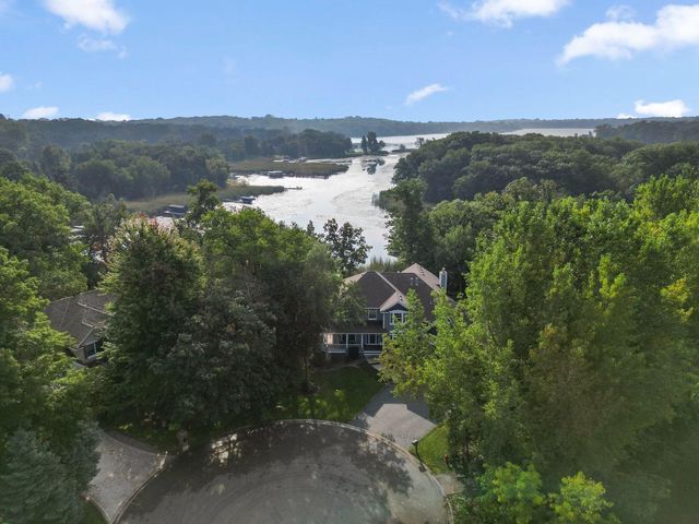 18870 Kanabec Trail, Lakeville, MN 55044