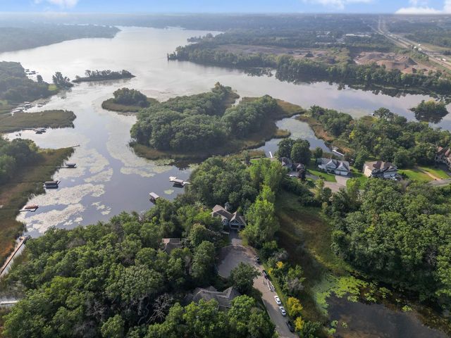 18870 Kanabec Trail, Lakeville, MN 55044