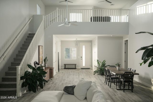 2821 N 28TH Place, Phoenix, AZ 85008