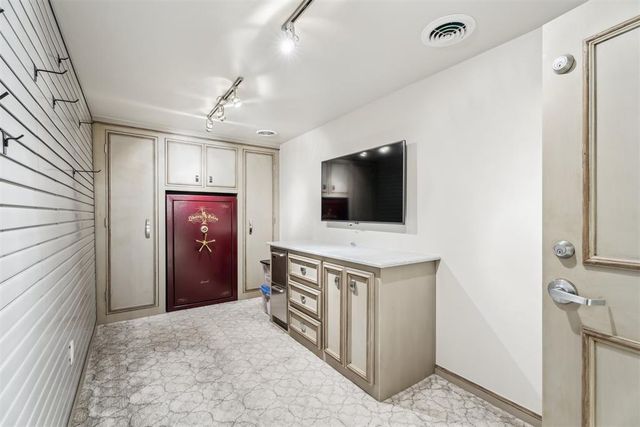 1324 NW 157th Street, Edmond, OK 73013