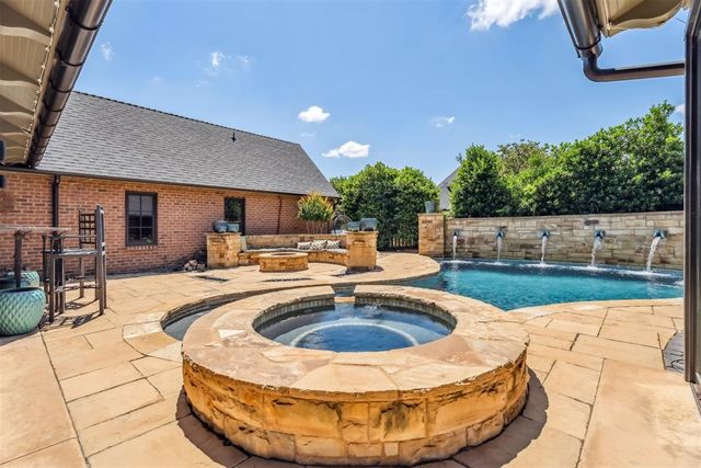 1324 NW 157th Street, Edmond, OK 73013