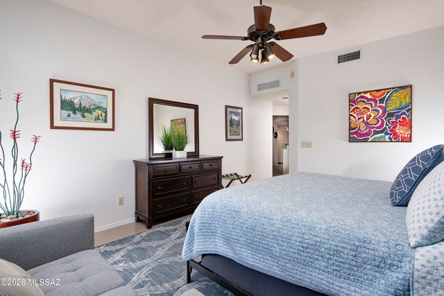7456 E Calle Infinito, Tucson, AZ 85715