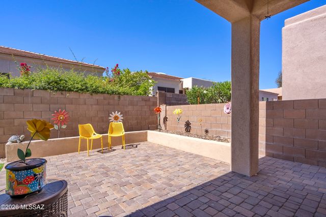 7456 E Calle Infinito, Tucson, AZ 85715